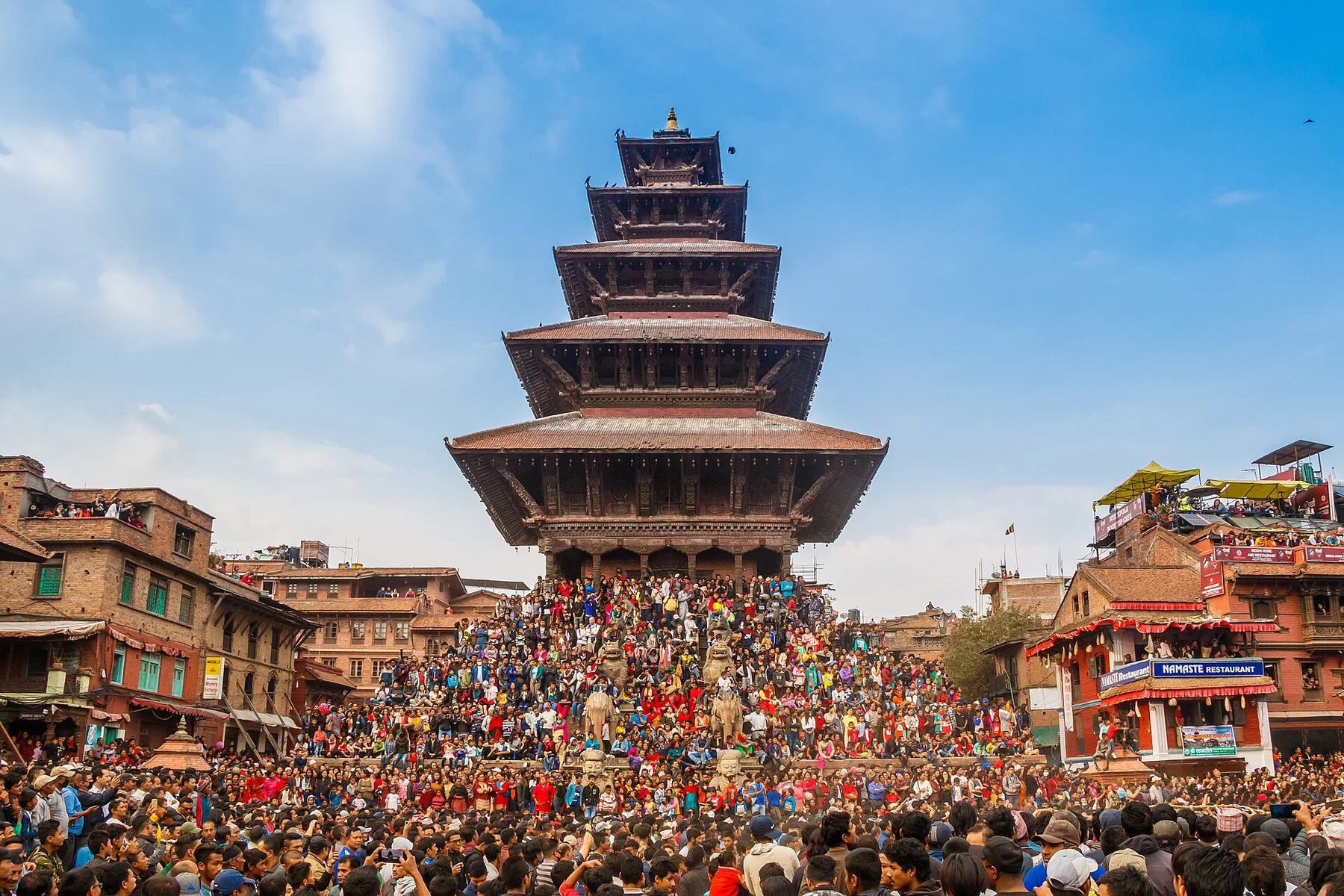 Temple de Nyatapola pendant Bisket Jatra en 2018