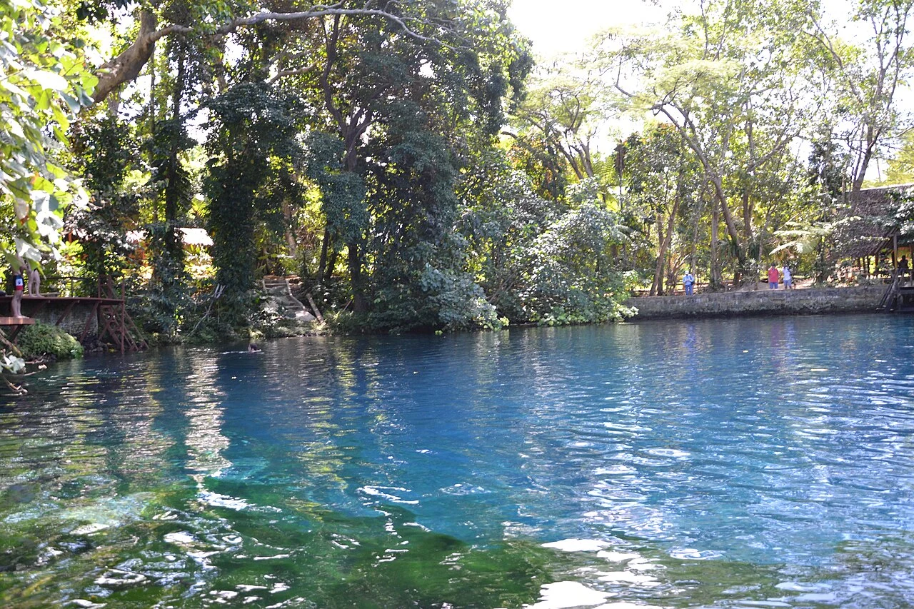 Nanda Blue Hole