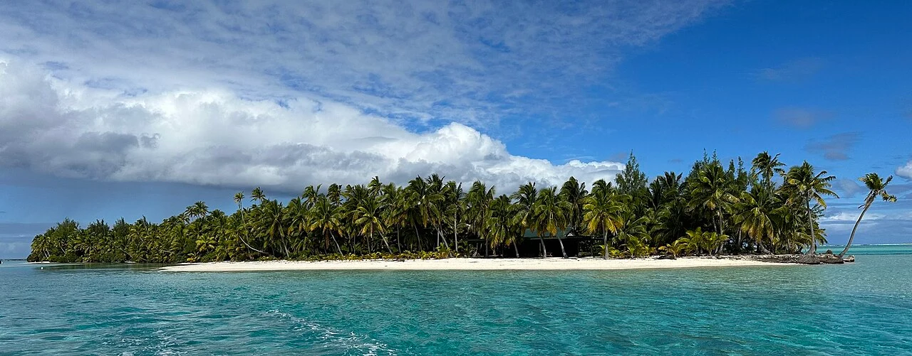 Tapuaetai — One Foot Island